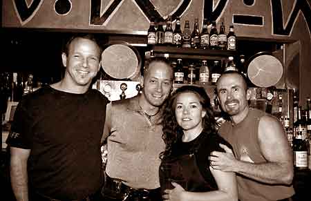 Revolver, Los Angeles