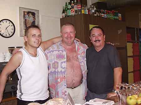 Relax Club Moustache, Zurich