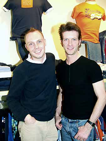 Stephen and Leon of De Nieuwe Kleren van de Keizer 