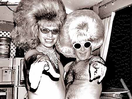 Be who you want to be! At Chestnutz