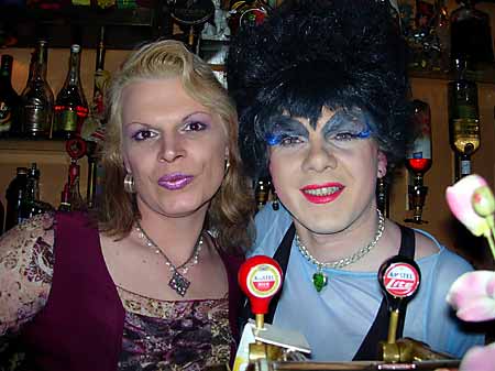 Felicia & Doraof Lellebel