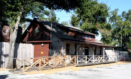 Full Moon Saloon, Orlando