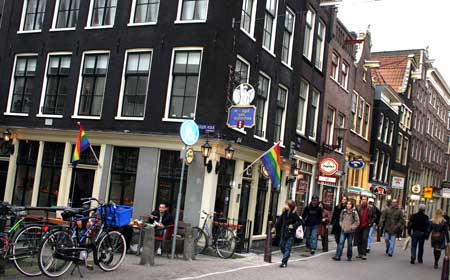 De Engel van Amsterdam, Amsterdam