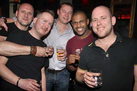 De Engel van Amsterdam, Amsterdam