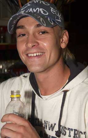 Escape to Paradise, Prague